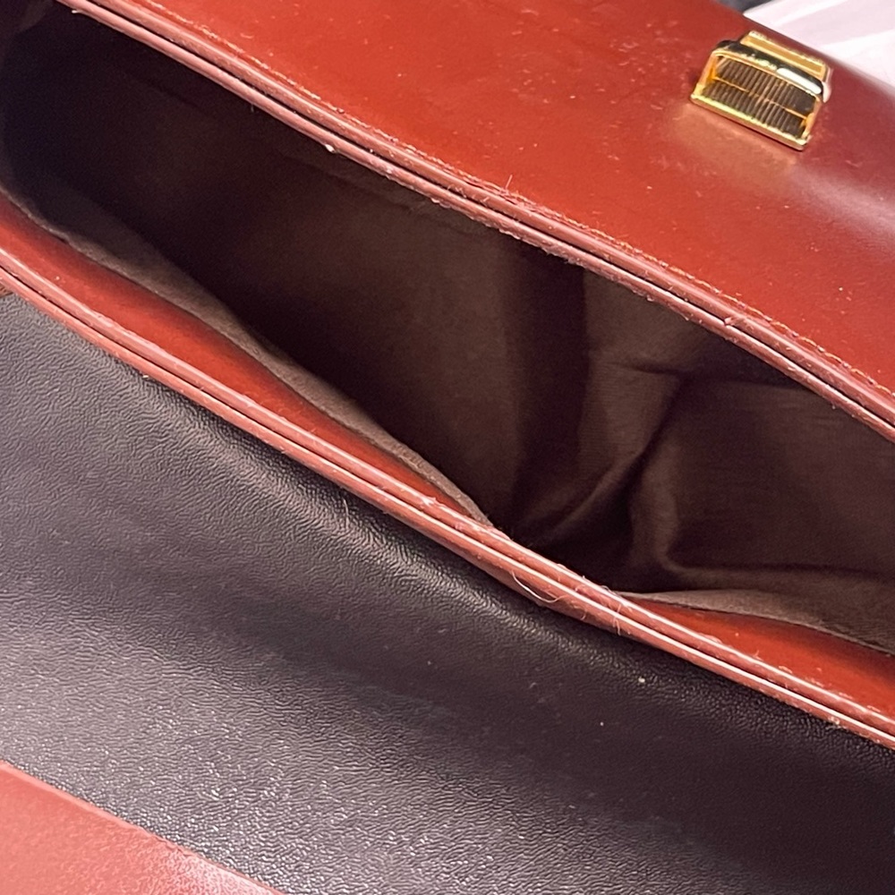 VINTAGE LEATHER PURSE - Picture 3 of 3